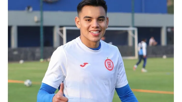 Charly Rodríguez debuta con Cruz Azul esta noche.