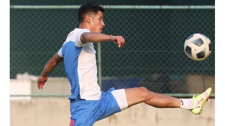 Reynoso marcó el terreno a Antuna que promete portarse bien