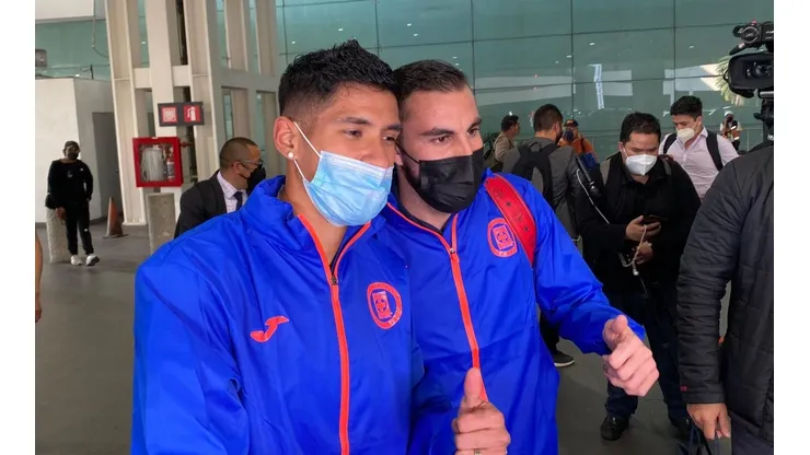 Chulada: Antuna y Mayorga ya posan con el uniforme de Cruz Azul