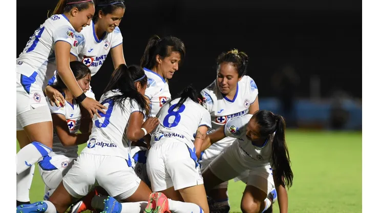 Brenda León es la sexta baja de Cruz Azul.