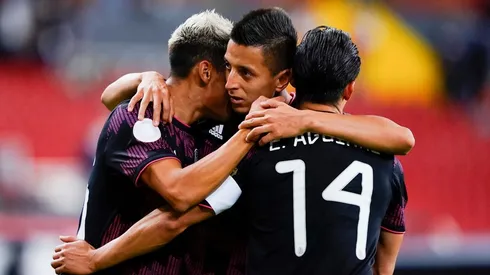 Chivas y Cruz Azul llegan a acuerdo por el triple trueque