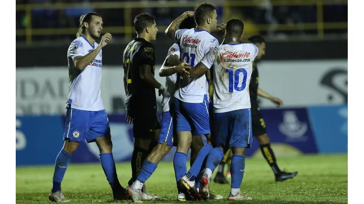 Cabecita anotó el gol del triunfo para Cruz Azul ante Venados.