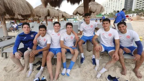 De izquierda a derecha: Alfredo Cabañas, Emmanuel Gutiérrez, Josué Díaz, Rodrigo Huescas, Cristian Jiménez, Rafael Guerrero y Eduardo Pastrana.