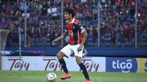 Aguilar desliza el nombre del posible nuevo central de Cruz Azul