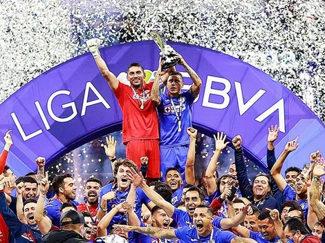Cruz Azul deja de ser hoy el Campeón del futbol mexicano