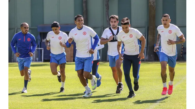 Las primeras cuatro bajas de Cruz Azul para el viaje a Cancún