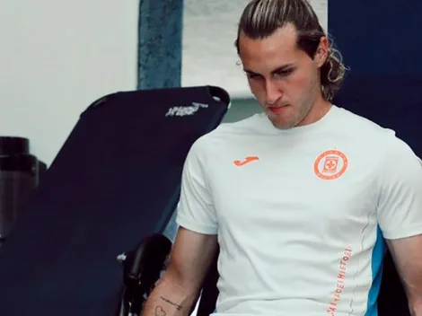 Al fin: Santiago Giménez ya se incorporó a la pretemporada