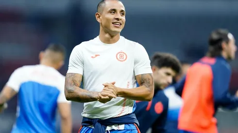 Atención: Cruz Azul pone fecha límite para renovar a Yoshi