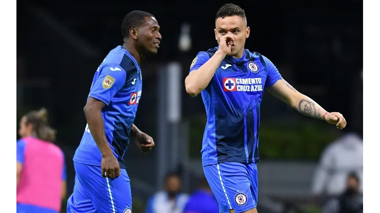 Jonathan Rodríguez quedó fuera de la alineación titular