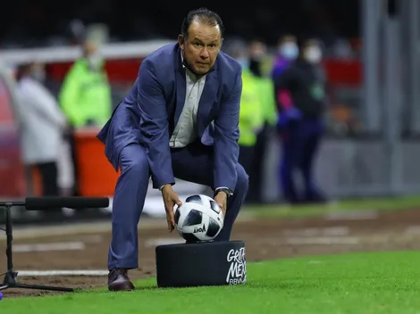 Juan Reynoso evidenció falta de entrenamientos juntos