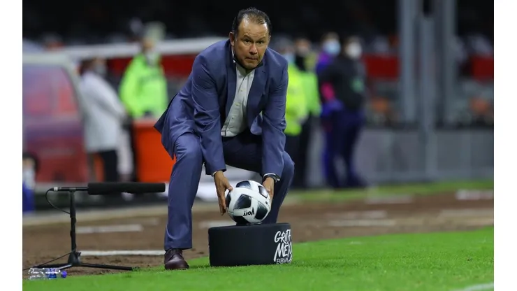 Juan Reynoso dio la cara después de la eliminación