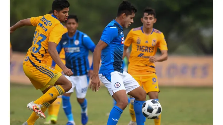 A sellar el boleto en casa: Cruz Azul aguantó ante Tigres en la Semi de Ida