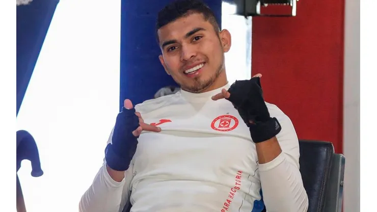 Orbelín Pineda y el resto de los seleccionados se incorporaron al equipo.