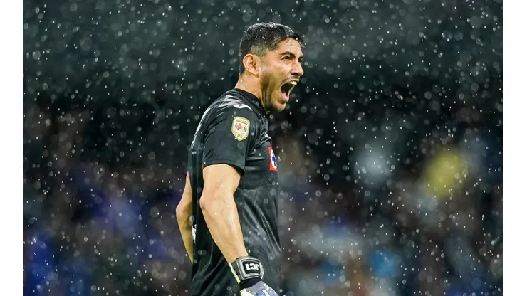 Corona quiere seguir haciendo historia en Cruz Azul.