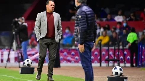 "No nos conviene ser dos equipos en uno": Reynoso destroza a Cruz Azul