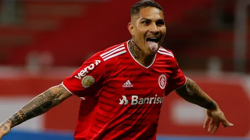 Paolo Guerrero, destacado delantero sudamericano.
