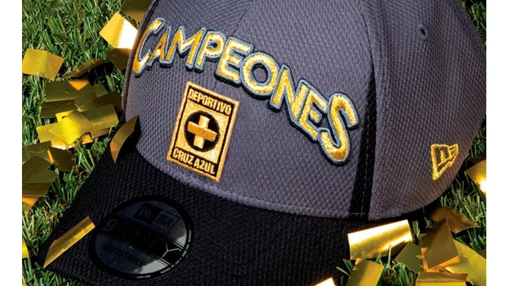 New Era tiene la licencia de Cruz Azul para las gorras.