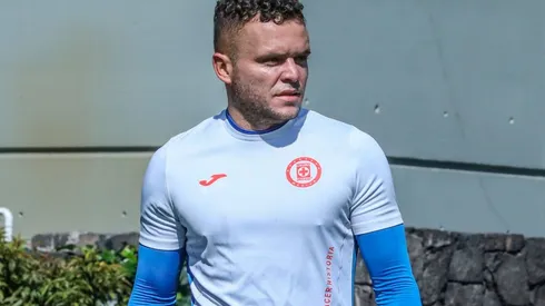 Jonathan Rodríguez ha entrenado al parejo con Cruz Azul.