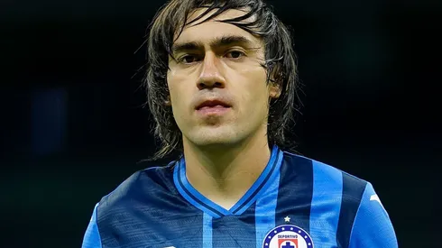 Shaggy Martínez tuvo que abandonar la cancha en el amistoso por lesión.