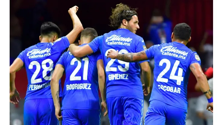 Jonathan Rodríguez estaría de regreso como titular con Cruz Azul.