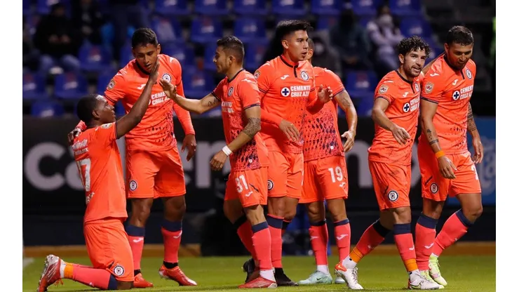 Bryan Angulo firmó el gol del empate para Cruz Azul contra Puebla.