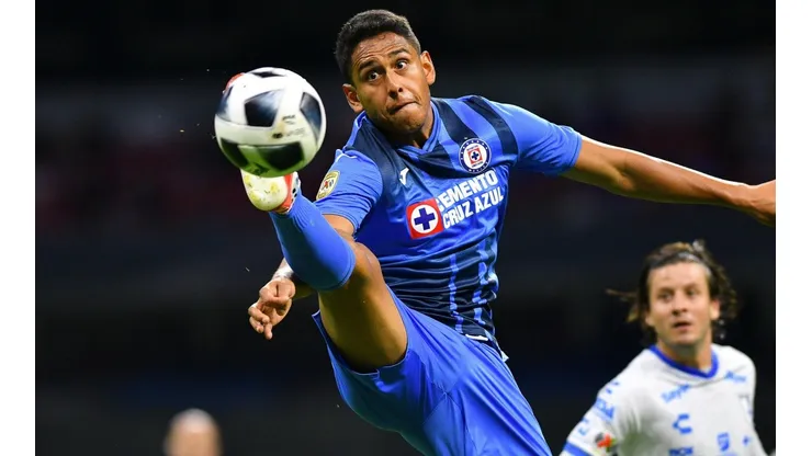 Cruz Azul quiere acelerar la renovación de Romo