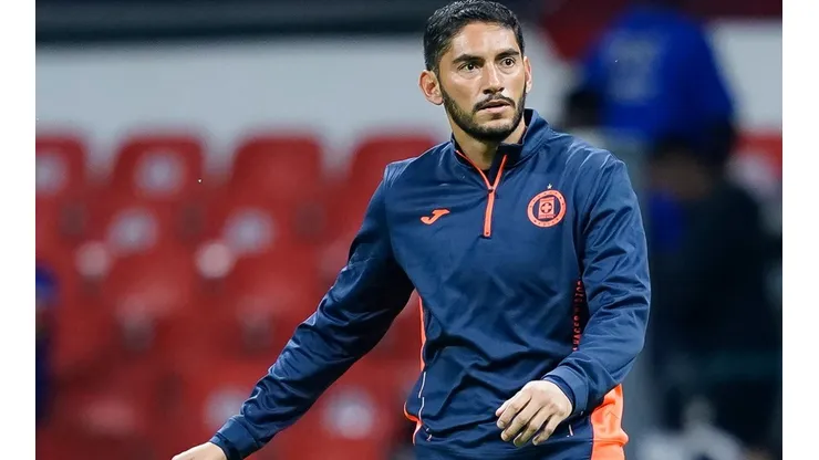 Jesús Corona regresa al arco de Cruz Azul tras dos meses de ausencia por lesión.