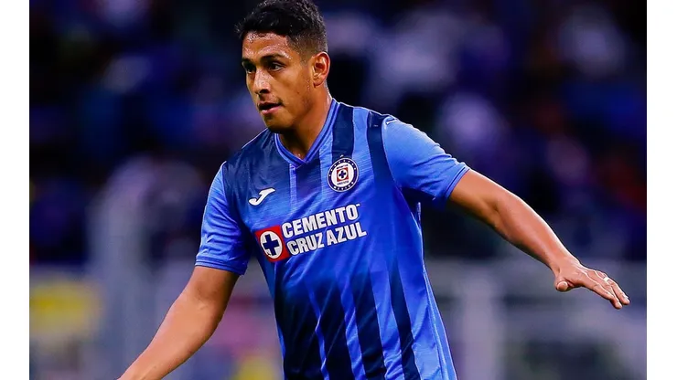 Luis Romo tiene contrato en Cruz Azul hasta diciembre del 2022.