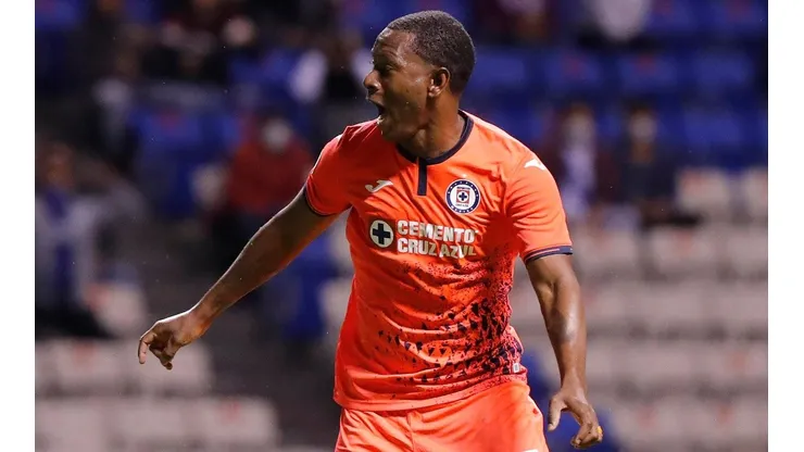 Bryan Angulo anotó el gol del empate para Cruz Azul.