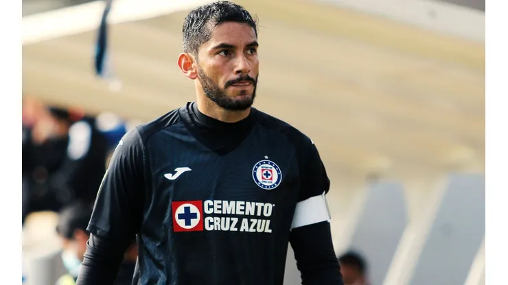 Jesús Corona ya atajó con Cruz Azul en la Sub 20.