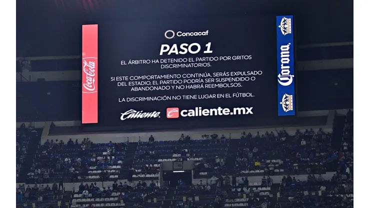 Advertencia en el partido entre Cruz Azul y Rayados