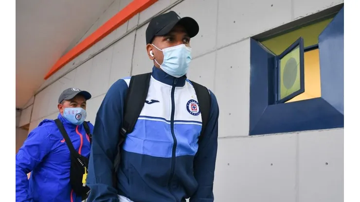 Rómulo Otero en una convocatoria con Cruz Azul