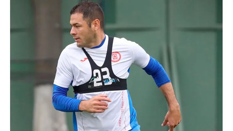 Pablo Aguilar se recupera de sus molestias en la rodilla.