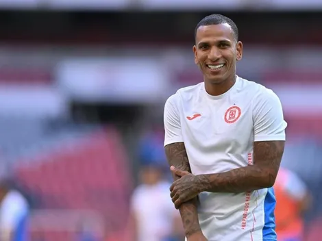 VIDEO: Otero tiró el spray del árbitro y luego lo usó