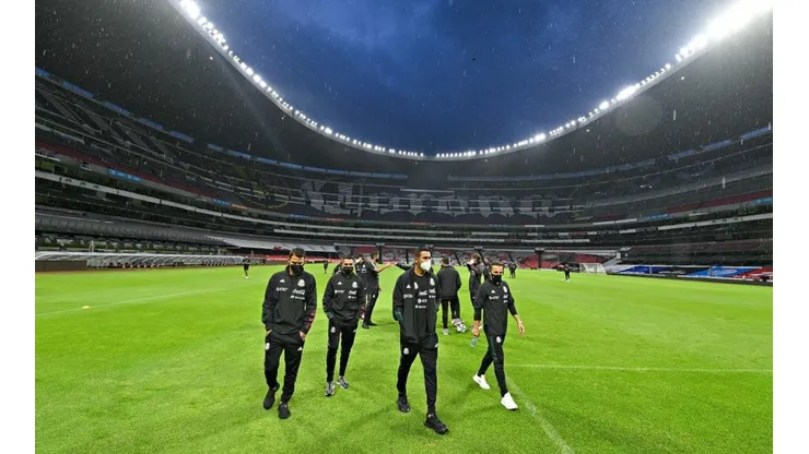 Reconocimiento de cancha en el Estadio Azteca