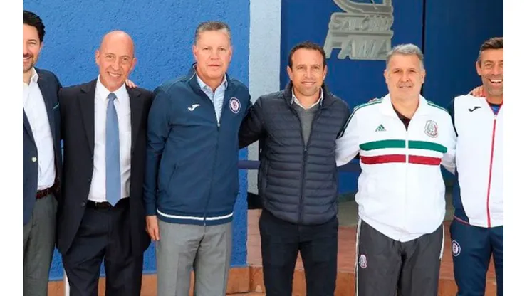 Carlos Villar trabajó en Cruz Azul durante 38 años.