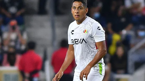 Luis Romo se quedaría en Cruz Azul un torneo más.