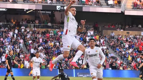 Cabecita celebrando el gol en el All Star