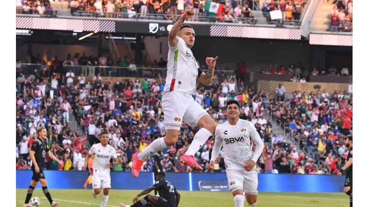 Cabecita celebrando el gol en el All Star