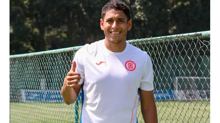 Luis Romo no realizó el viaje a San Luis para disputar la Jornada 6.