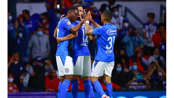 Cruz Azul venció por 4-0 al Toluca.