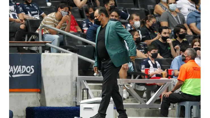 Juan Reynoso dirigió a Cruz Azul esta noche.