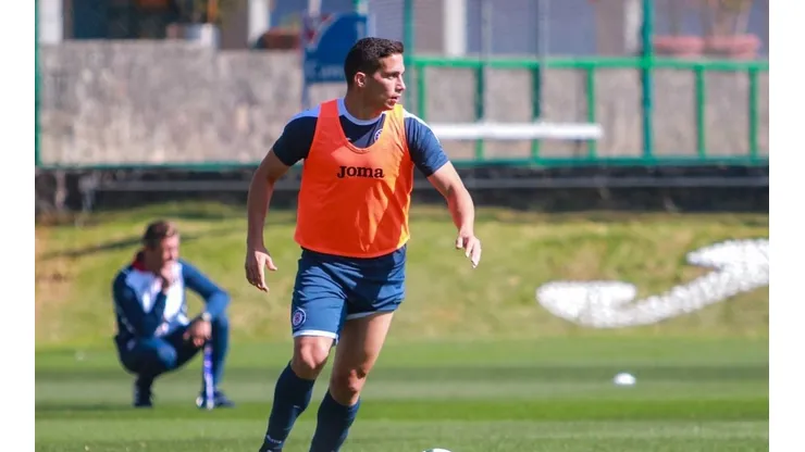 Marcone en un entrenamiento con Cruz Azul