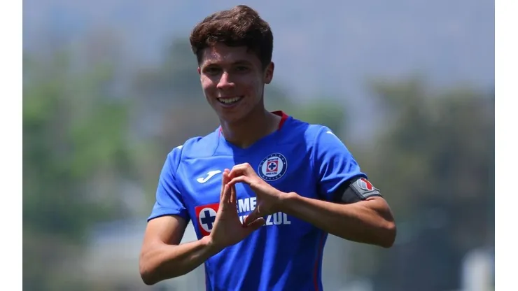 Rodrigo Huescas en la categoría sub-17