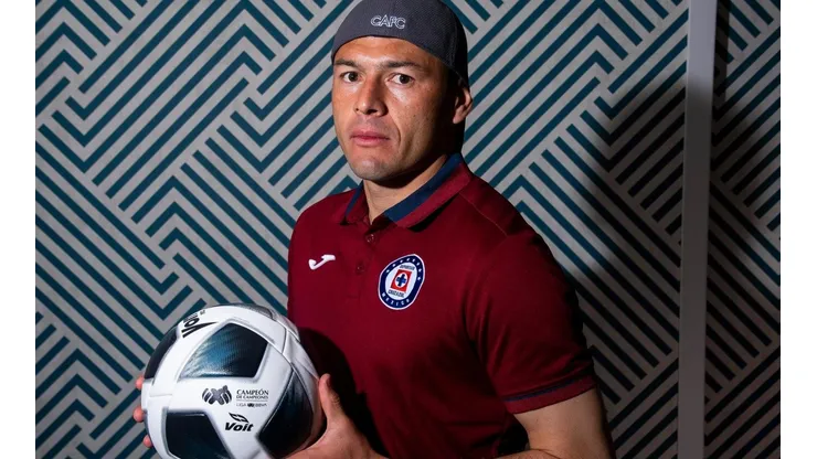 Pablo Aguilar en Cruz Azul.