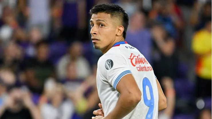 El entrenador argentino podría hacer variantes dada la falta de gol alarmante por la que atraviesa el equipo.