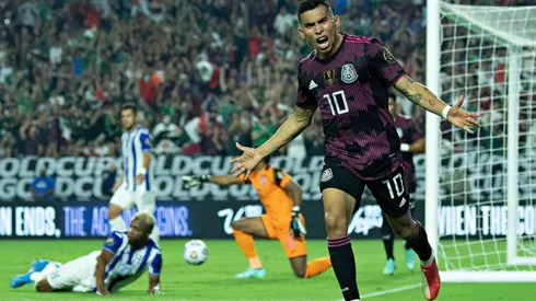 Pineda anotó el gol de la clasificación del Tri.