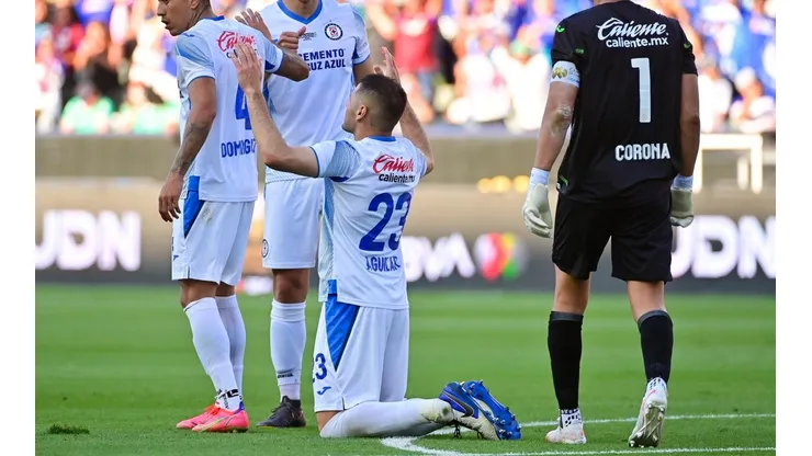 Cruz Azul derrotó por 2-1 al León.
