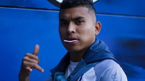 Orbelín Pineda en un partido de Cruz Azul