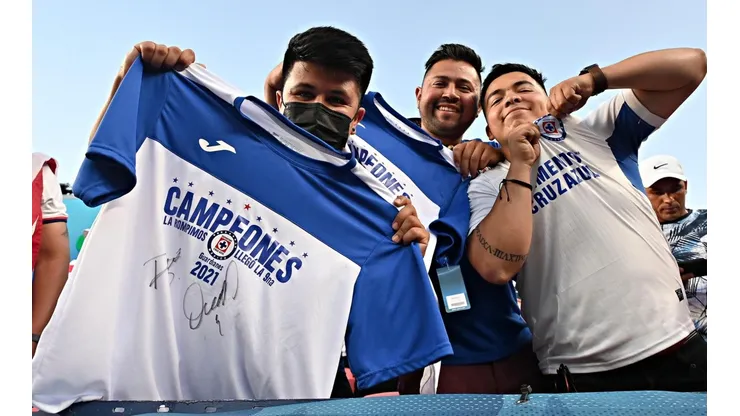 Aficionados de Cruz Azul en Estados Unidos.